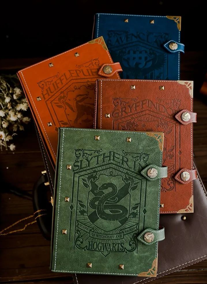 Lisslune | Hogwarts Handbook Notebook Grimoire