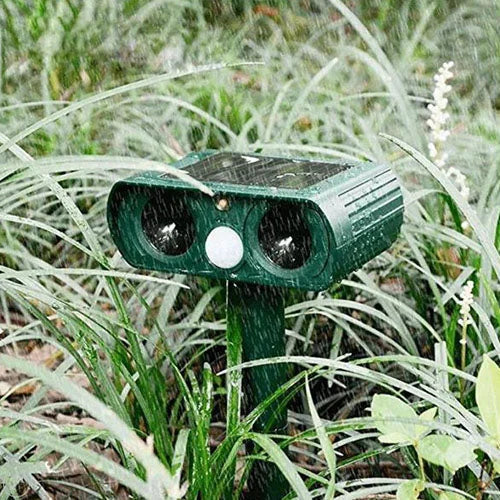 Lisslune | Solar Power Ultrasonic Pest Repeller Infrared Sensor Waterproof Animal Repellent