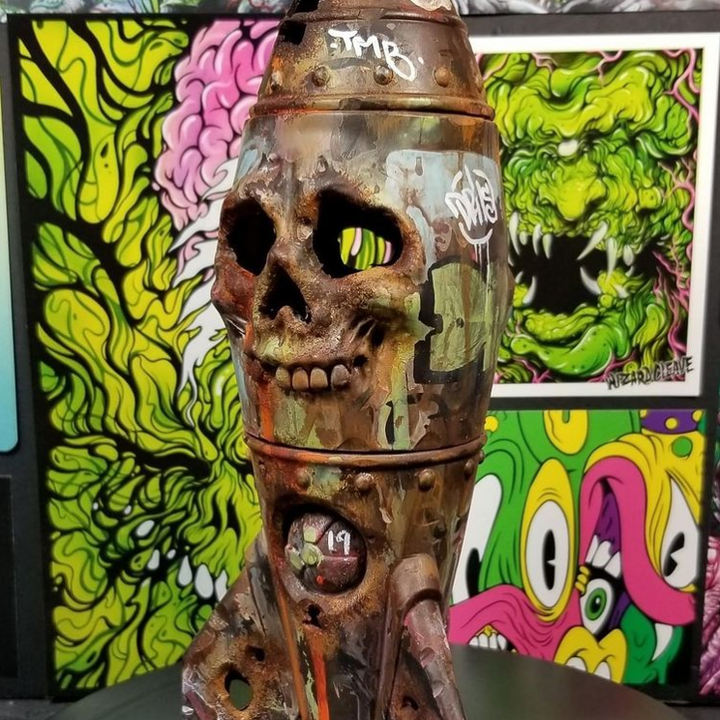 Lisslune | The Skull Bomb - Small Nuclear Warhead Decor
