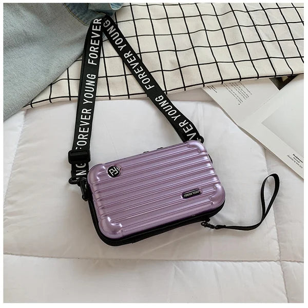 Lisslune | The stylish mini suitcase bag for all-day use
