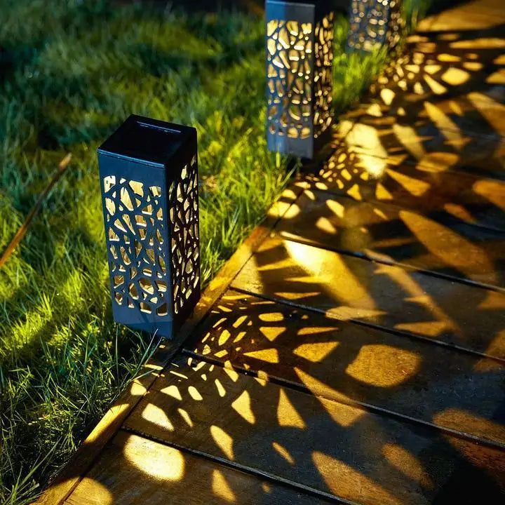 Lisslune | Wireless Solar Garden Light Post – Outdoor LED Pathway Lighting with Auto Sensor (Waterproof & Eco-Friendly)