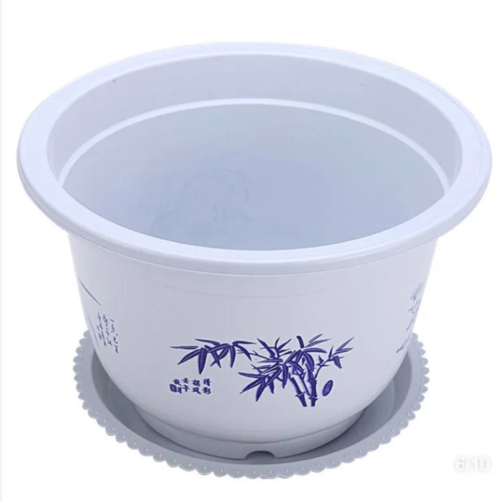 Lisslune | Plastic flower pot with bamboo motif – Elegant planter for balcony and garden
