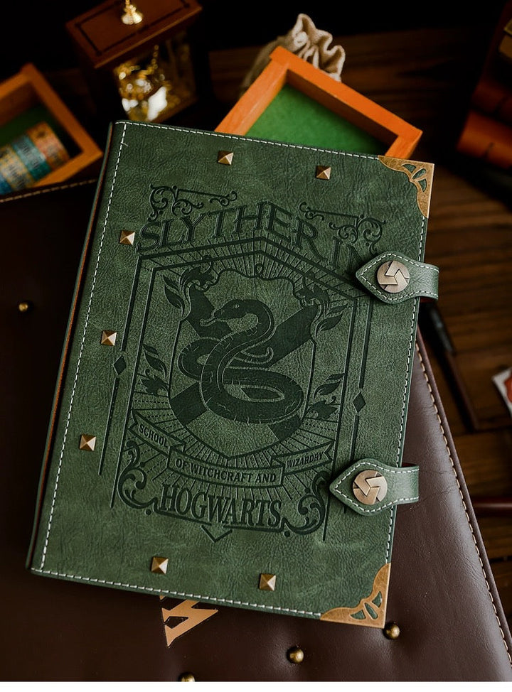 Lisslune | Hogwarts Handbook Notebook Grimoire