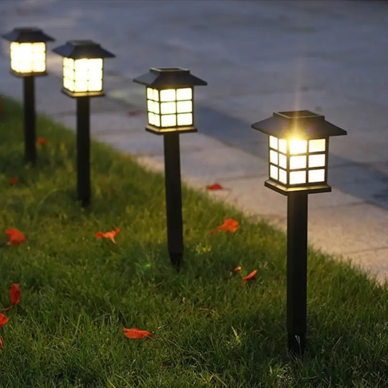 Lisslune | Solar Garden Lights in Lantern Style – Waterproof LED Path Lighting for Outdoor Areas