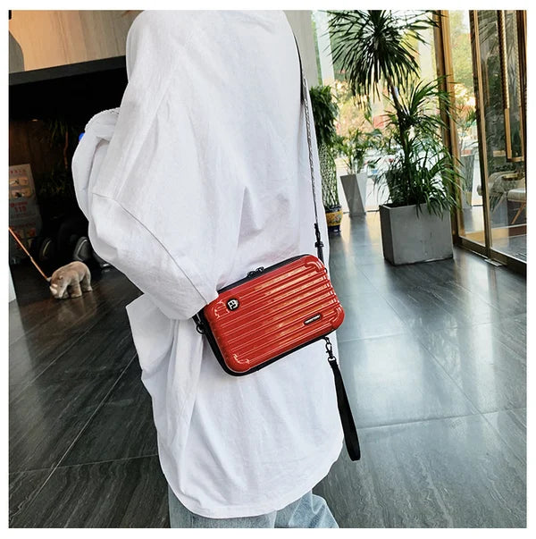 Lisslune | The stylish mini suitcase bag for all-day use