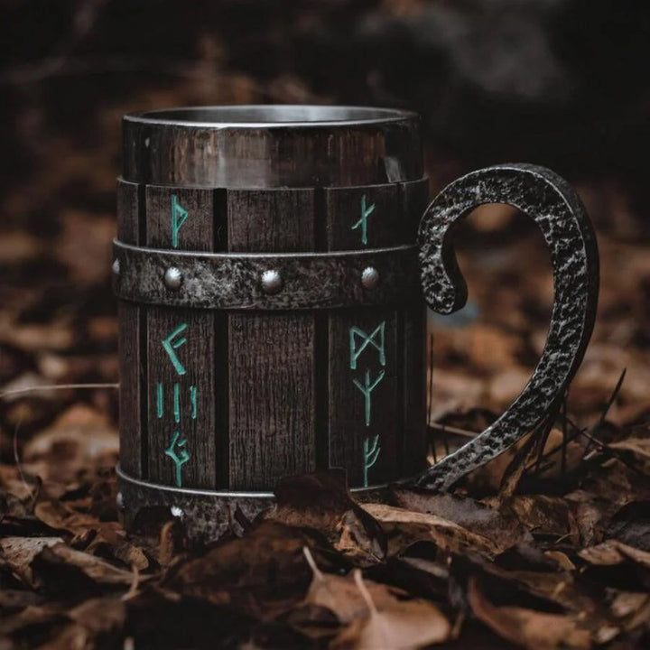 Lisslune | Nordic Rune Beer tankard