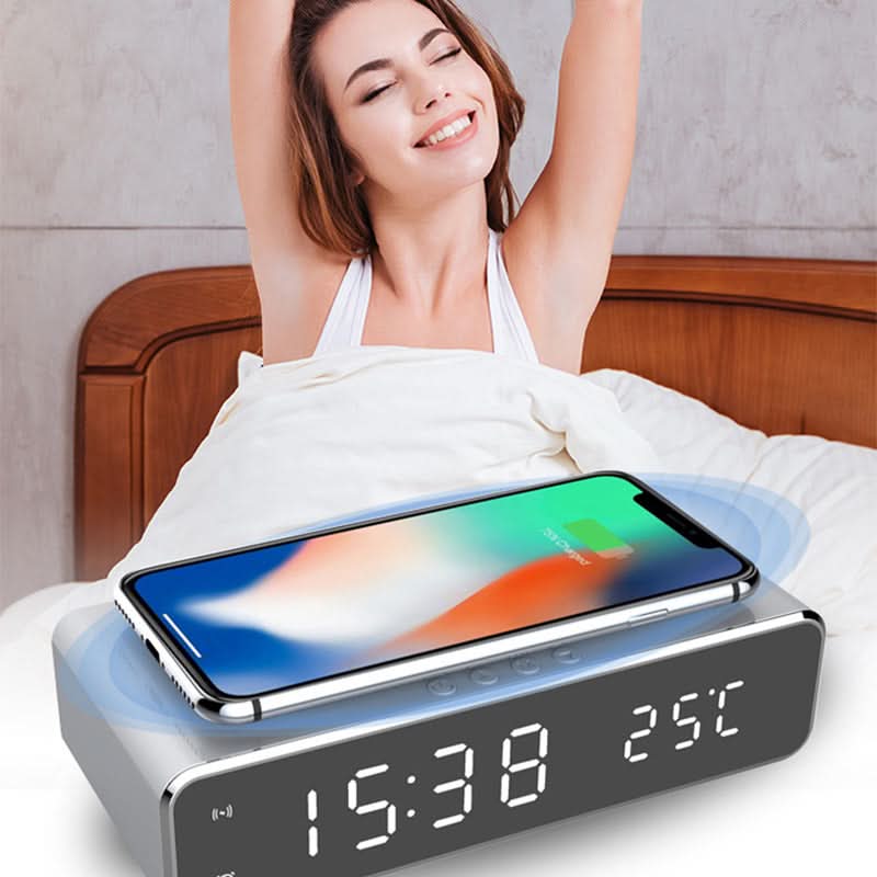 Lisslune | BENNETT - LED alarm clock with wireless charger