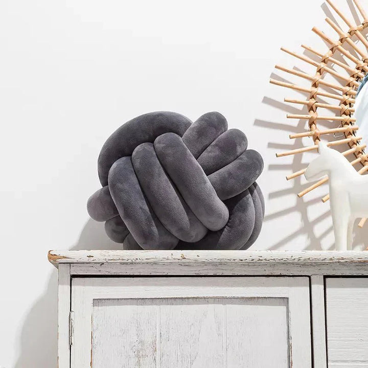 Lisslune | Decorative knotted suede-look ball soft cushion