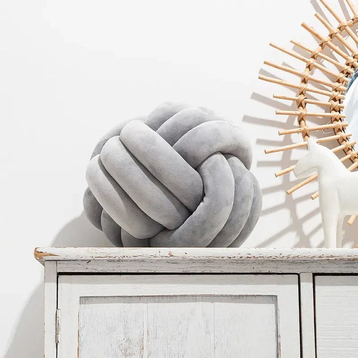 Lisslune | Decorative knotted suede-look ball soft cushion