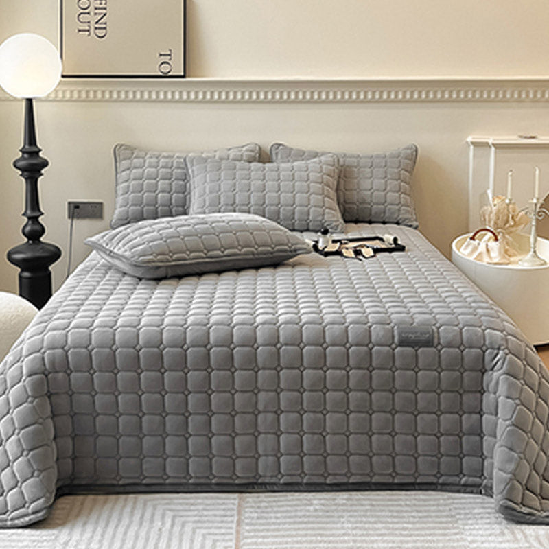 Lisslune | Modern Soft Throw Blanket with Square Texture – Stylish Fluffy Bed & Sofa Cover