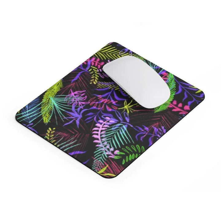 Lisslune | Transform your desk with the stylish Diamond Neoprene mouse pad for precise performance