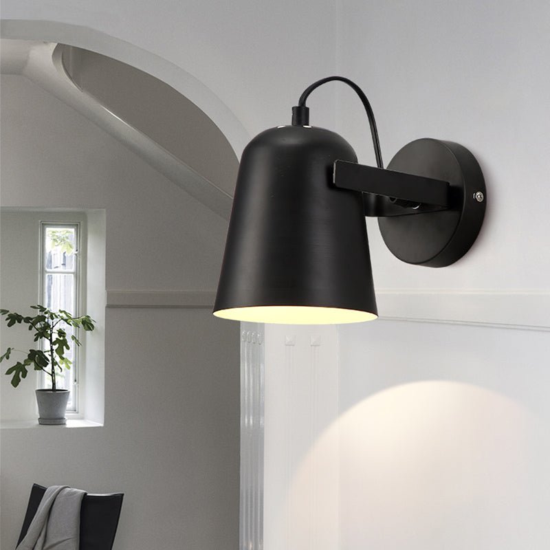Lisslune | CalmBeam - Sleek Bedroom Light