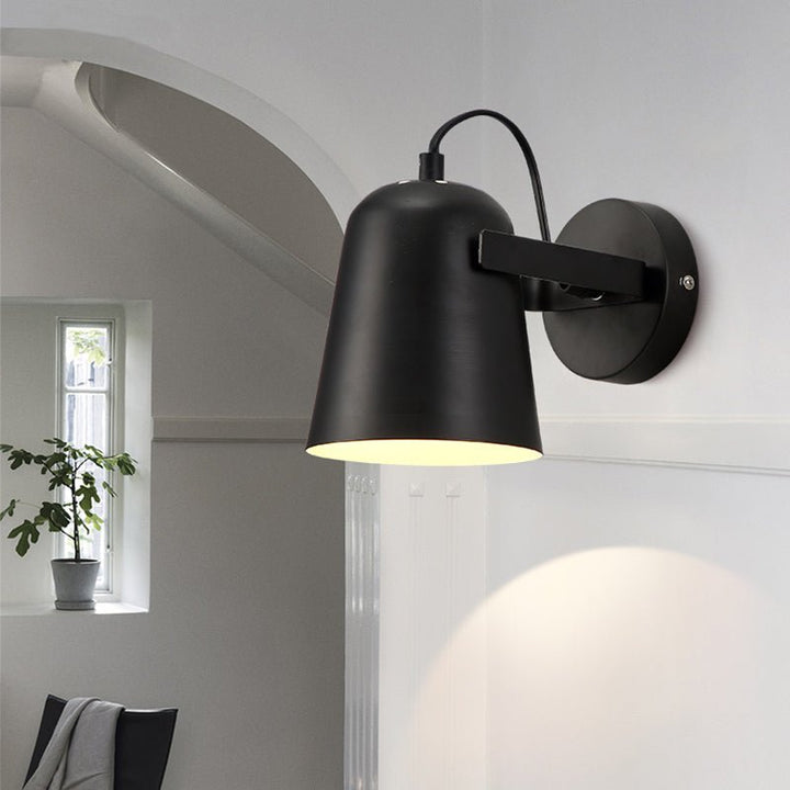 Lisslune | CalmBeam - Sleek Bedroom Light
