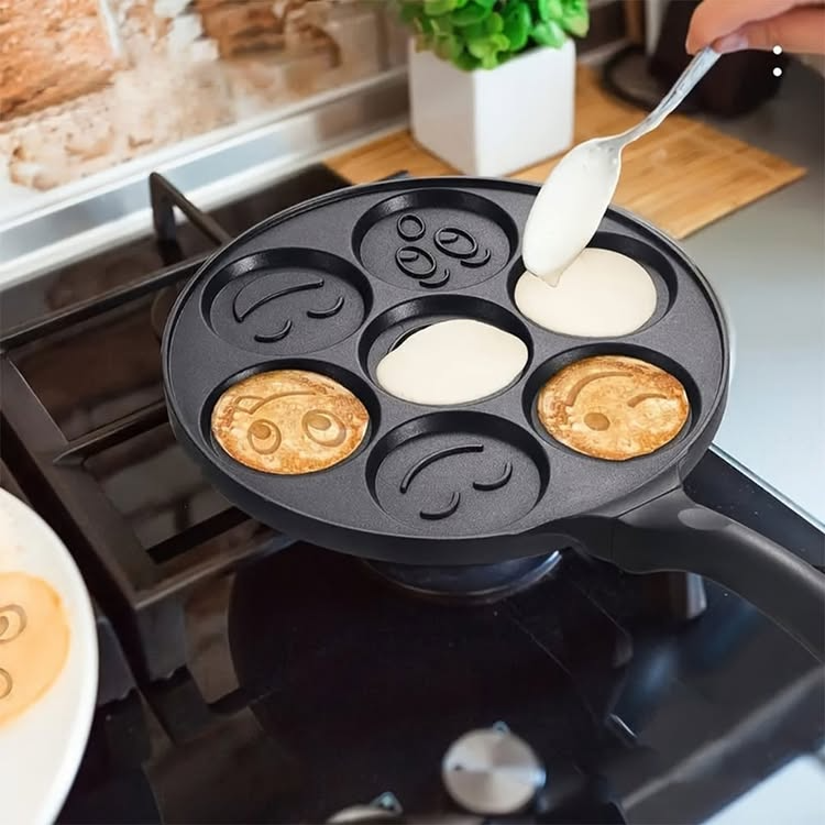 Lisslune | Smiley Pancake PanFun Breakfast for Kids & Adults