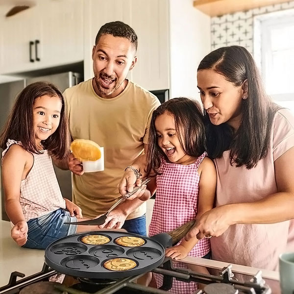 Lisslune | Smiley Pancake PanFun Breakfast for Kids & Adults