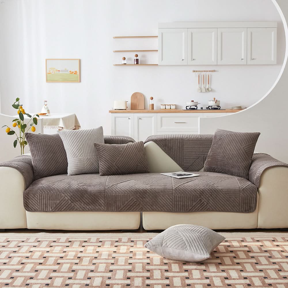 Lisslune | PlushGrip – Non-slip plush sofa cover