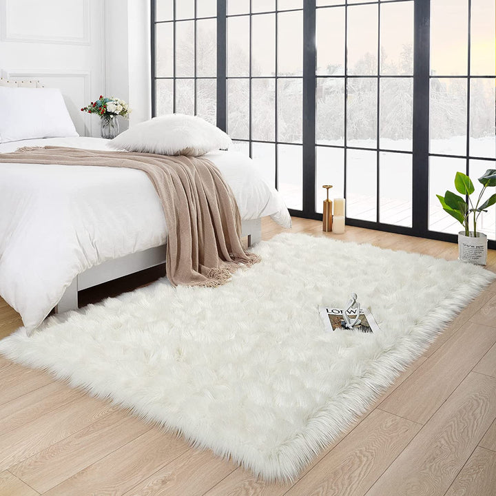 Lisslune | Velura Soft Plush Blanket – Hygge & Elegance for Your Home