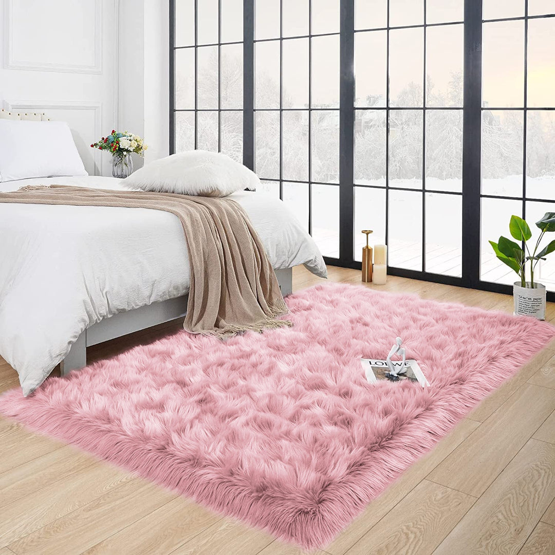 Lisslune | Velura Soft Plush Blanket – Hygge & Elegance for Your Home