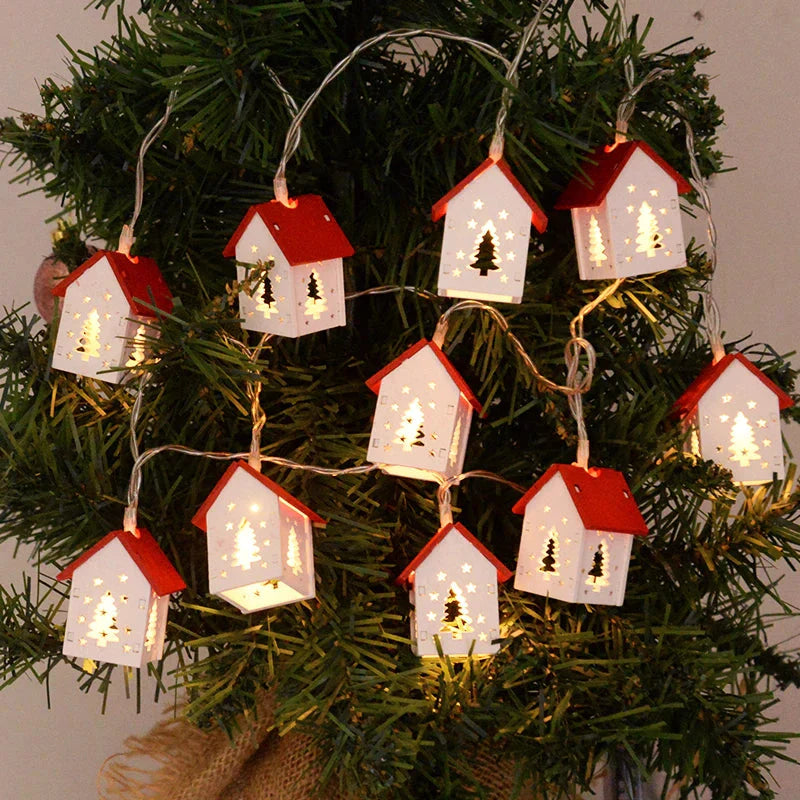 Lisslune | Wooden Christmas houses with LED lighting for festive decoration