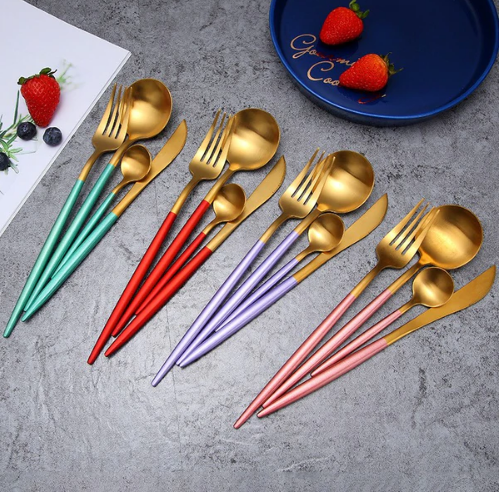 Lisslune | LUXURIOUS STAINLESS STEEL 24-PIECE GOLD-SILVER CUTLERY SET