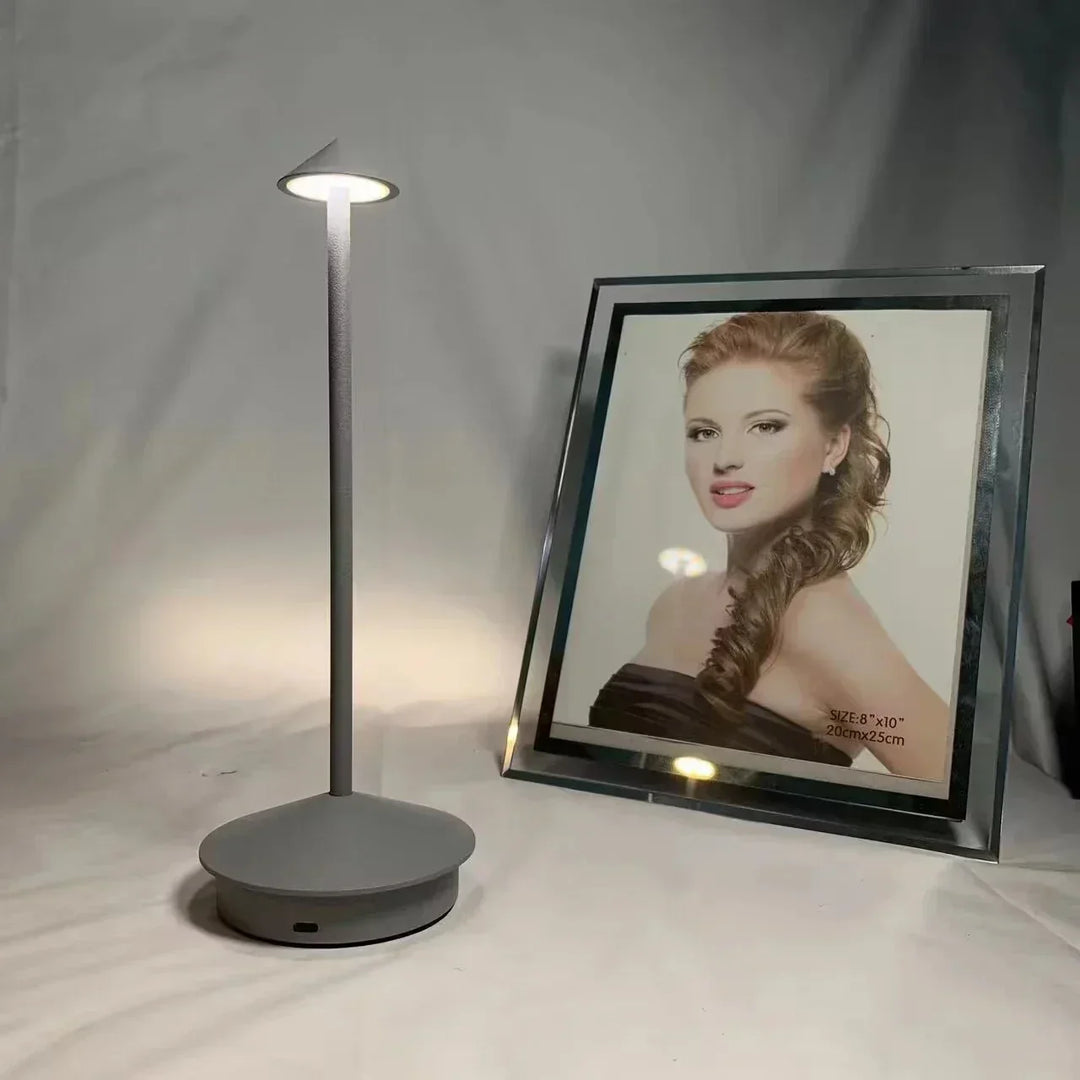 Lisslune | LumaGlow Dining Lamp - elegant lighting for a cozy atmosphere