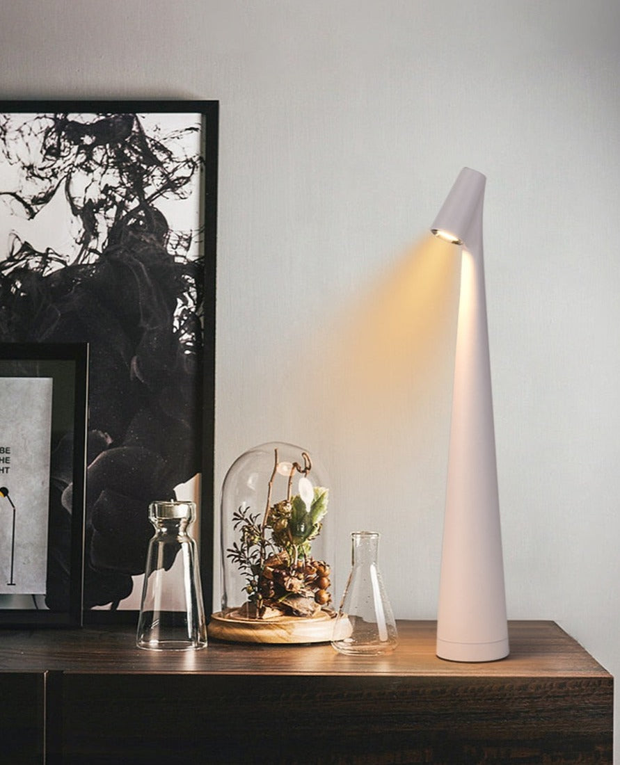 Lisslune | Light Master | Rechargeable Table Lamp | Stylish and Functional | Sustainable | Mood Lighting