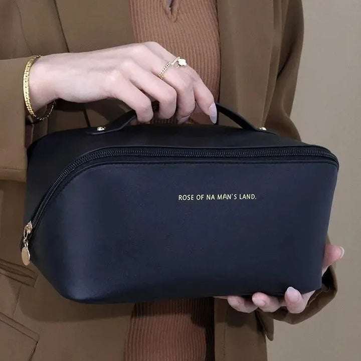 Lisslune | Travel-friendly Makeup Organizer with Zipper – Elegant Cosmetic Bag