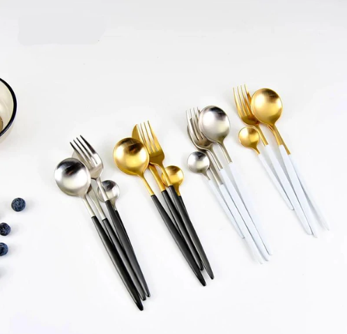 Lisslune | LUXURIOUS STAINLESS STEEL 24-PIECE GOLD-SILVER CUTLERY SET