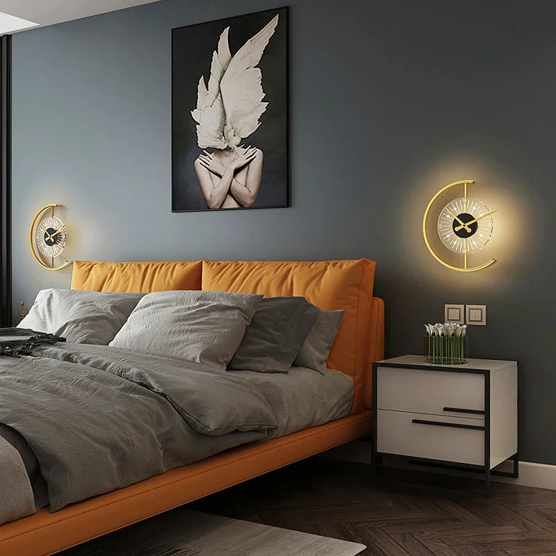 Lisslune | LunaTime - Modern wall clock in moon phase design with gentle light