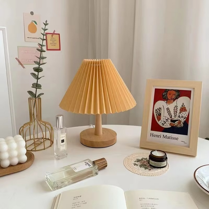 Lisslune | NordicEase pleated table lamp – Scandinavian design with a natural touch