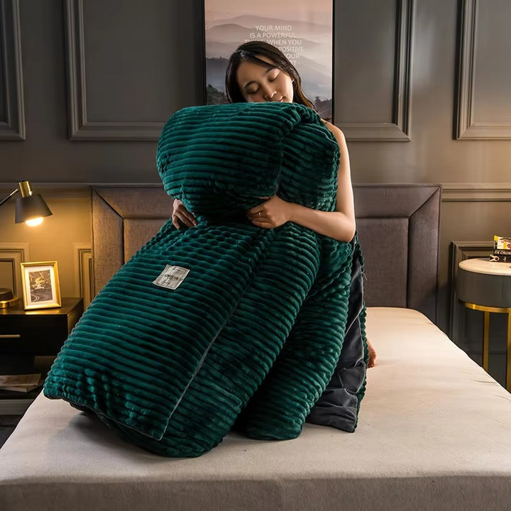 Lisslune | Velvet Fleece Blanket Cover for Ultimate Comfort – Soft, Warm, and Cozy Bedding Solution