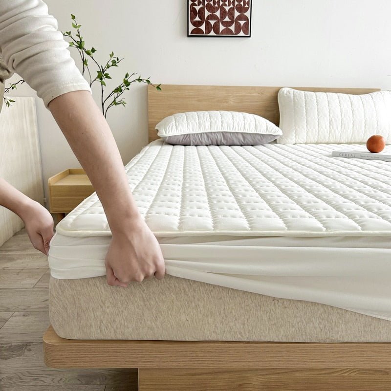 Lisslune | DREAMSHIELD – Breathable Mattress Cover with Protective Layer