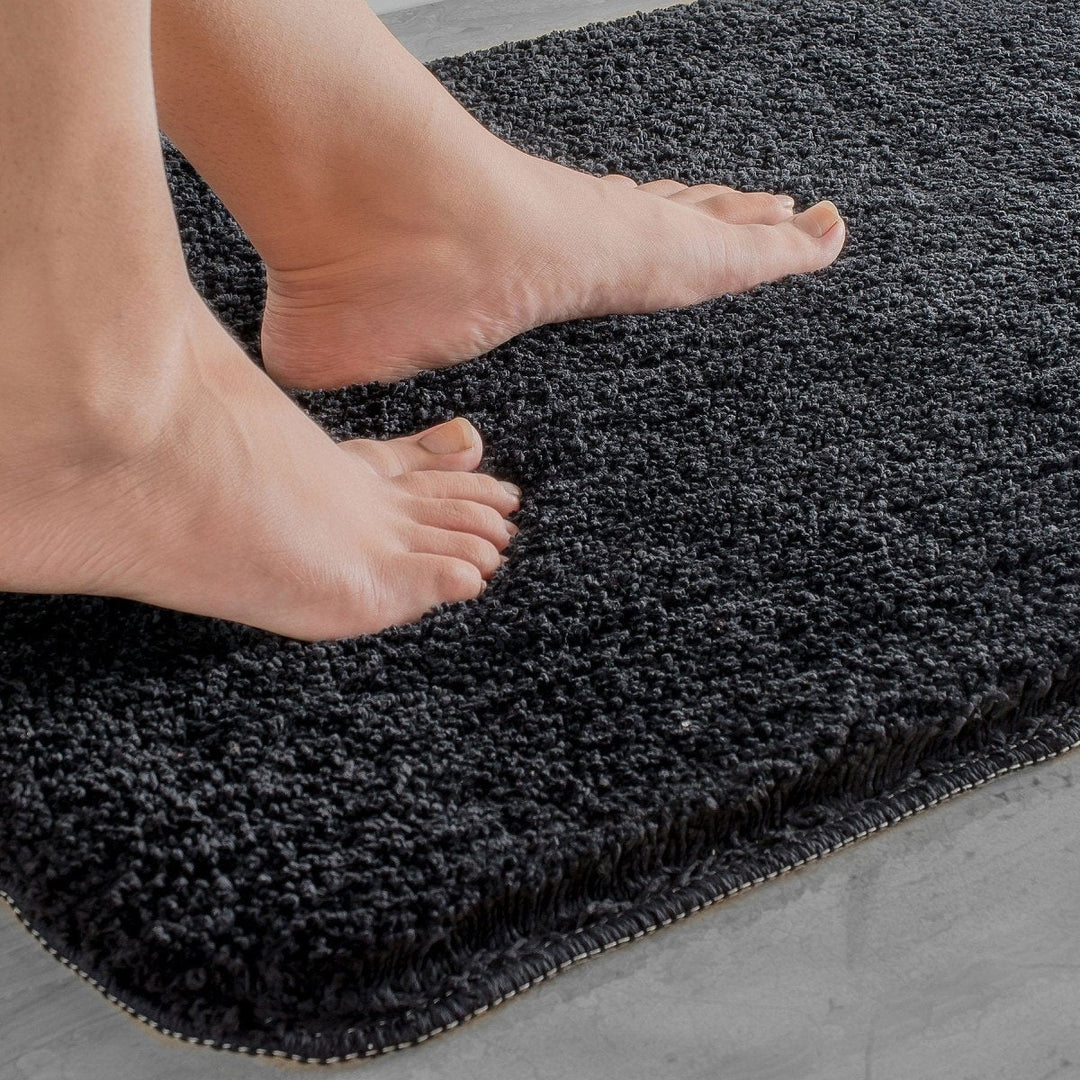Lisslune | Luxura UltraSoft Bath Mat | Super-absorbent microfiber bathroom rug with anti-slip backing