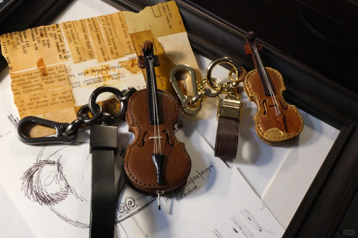 Lisslune | Crafted Leather Violin & Cello Keychain
