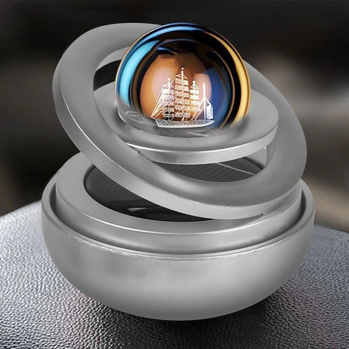 Lisslune | Battery-operated rotating car air freshener with aromatherapy diffuser