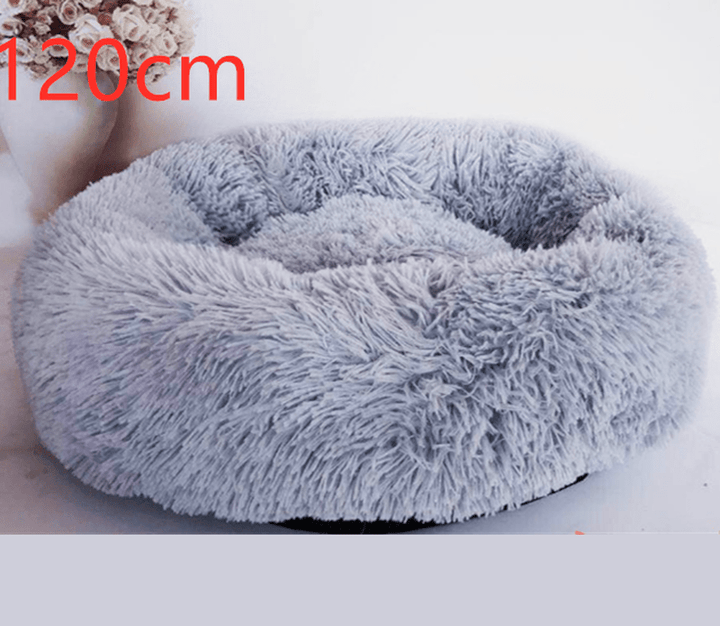 Lisslune | CozyNest | Winter Dog Bed | Luxe Comfort | Sustainable and Stylish