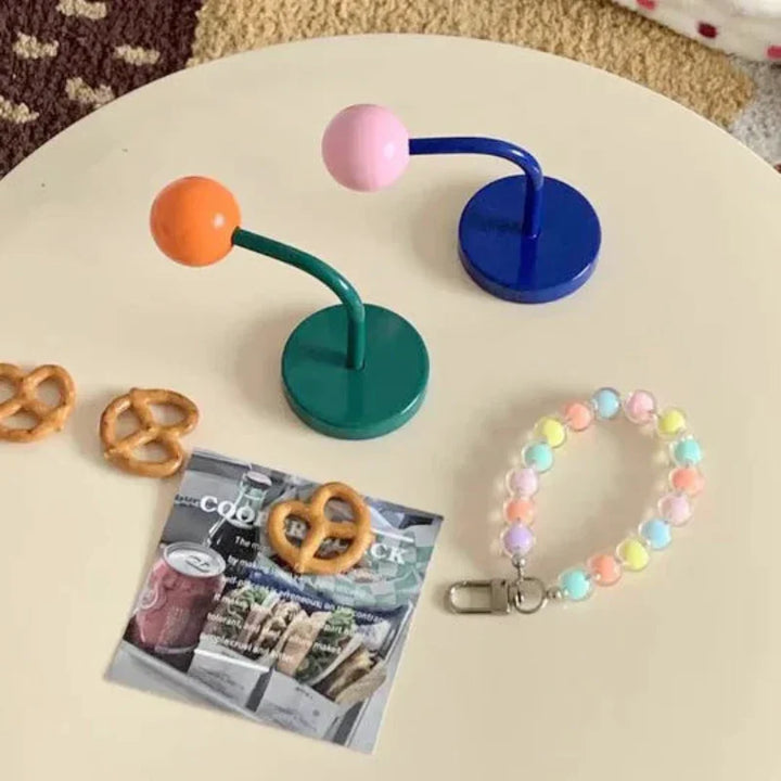 Lisslune | Eames Dot Color Rush Hook Magnet