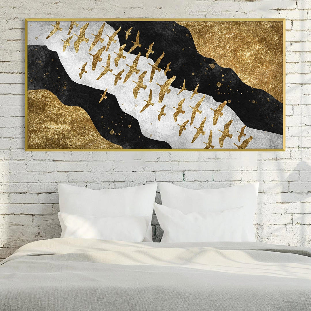 Lisslune | Eclipsed Flight Canvas