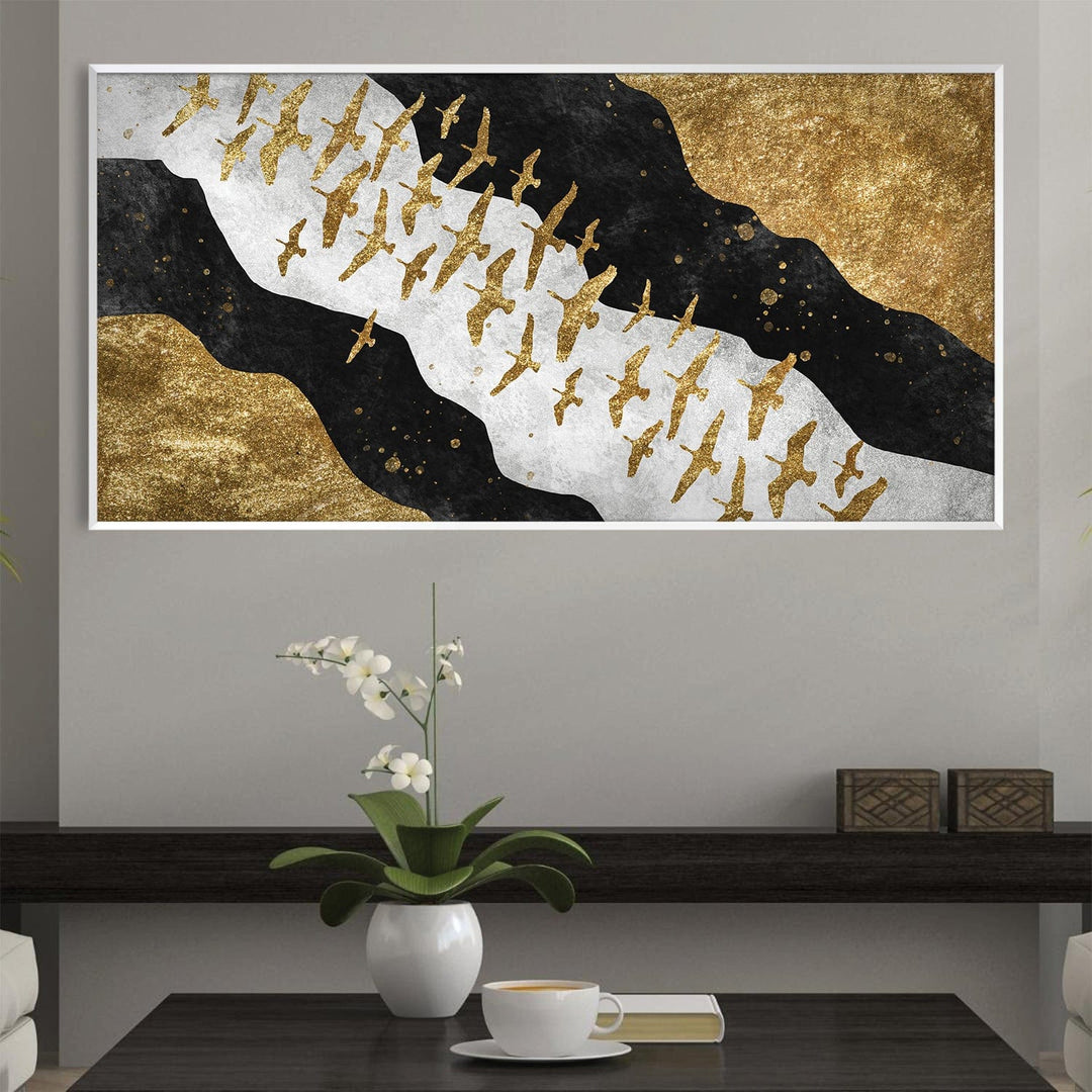Lisslune | Eclipsed Flight Canvas
