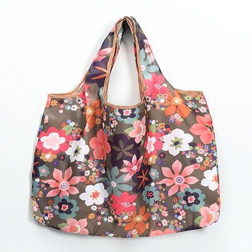 Lisslune | Chic and sustainable jumbo bags for upscale shopping experiences