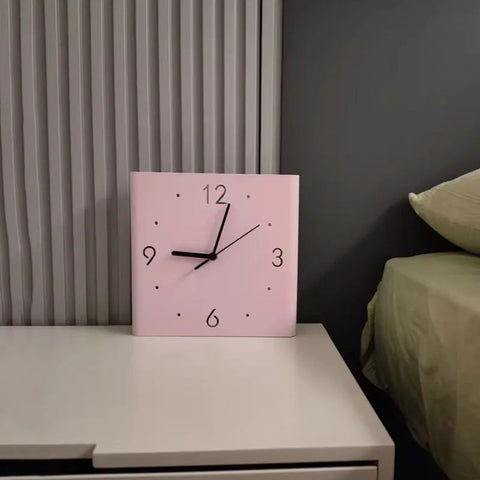 Lisslune | MetroSync | Modern double-sided wall clock