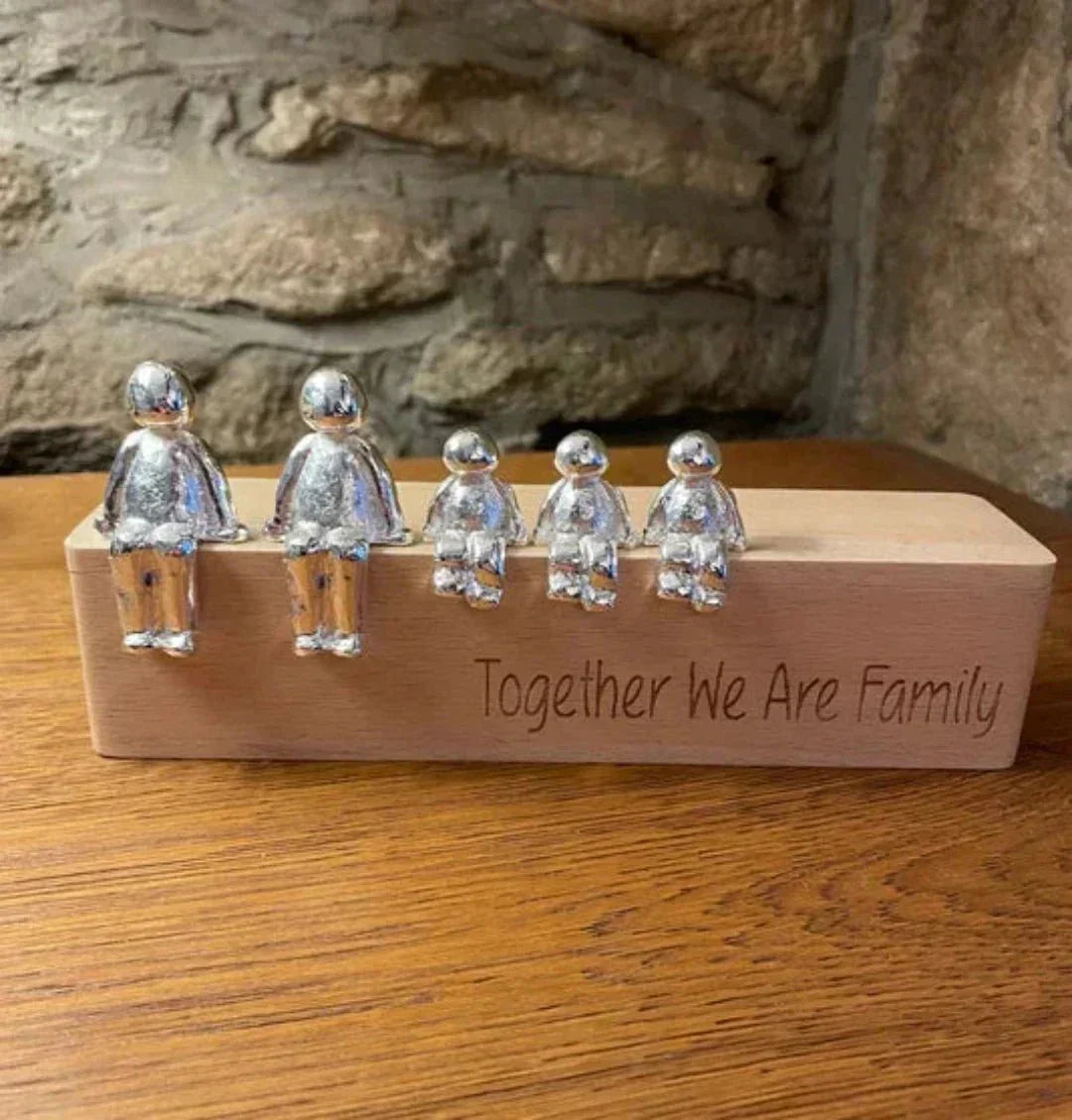 Lisslune | Harmony Image Family – Symbolic Decorative Statue of Connection
