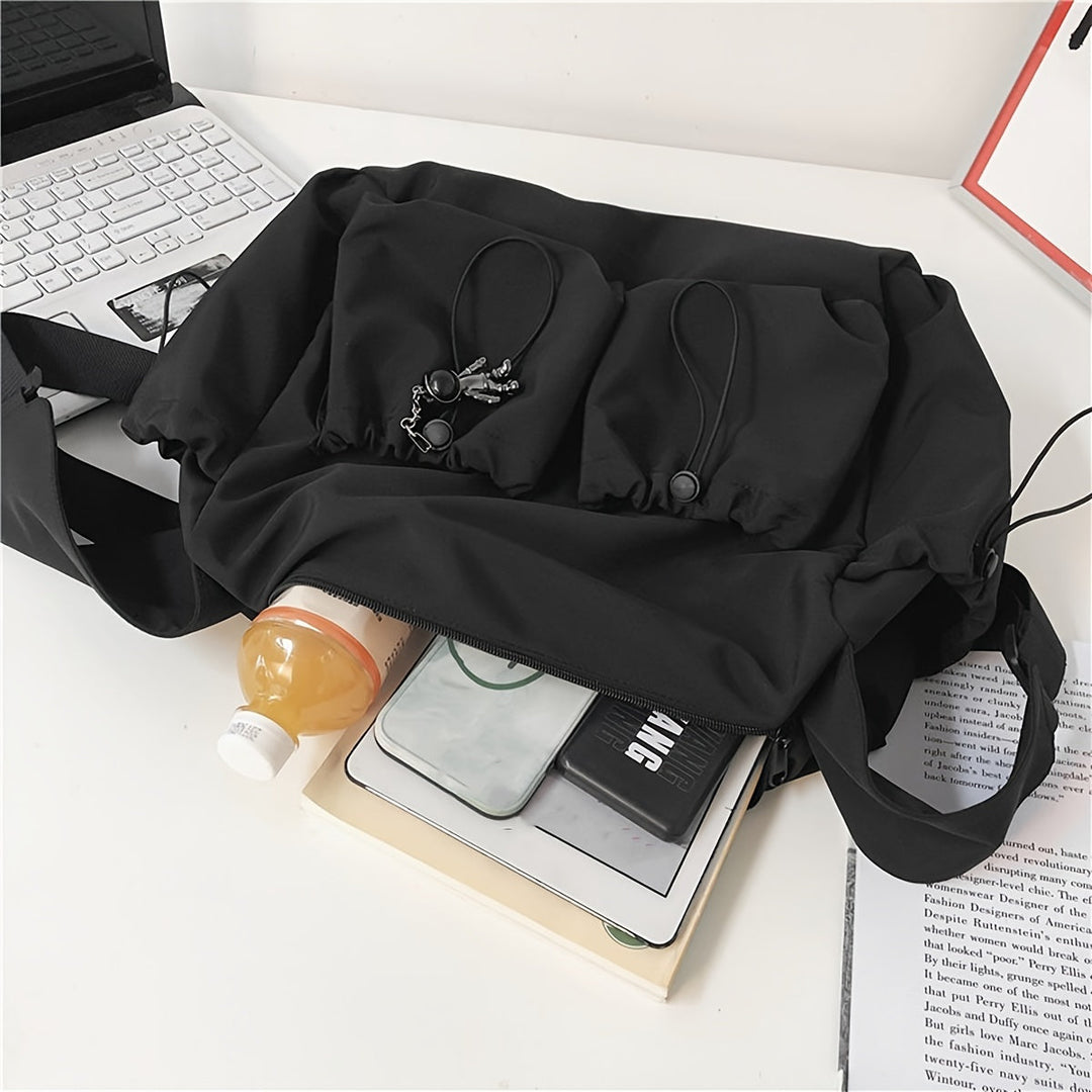 Lisslune | UrbanLiner Nylon Messengerbag – Black Shoulder Bag with Zipper for Daily Use