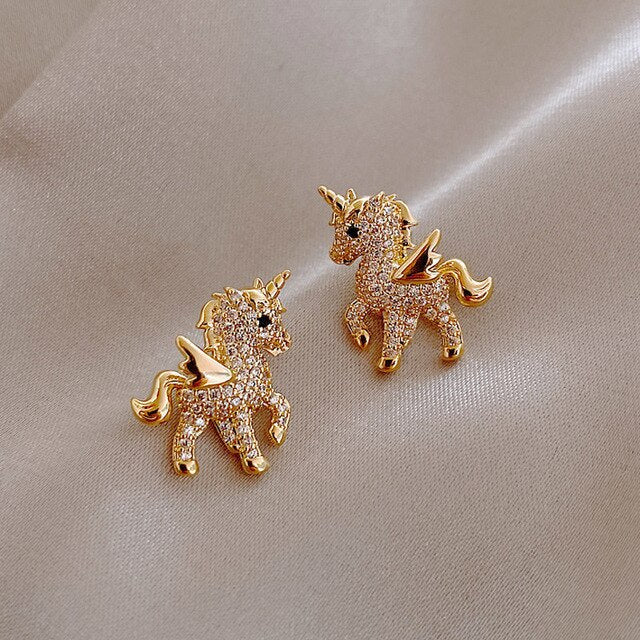 Lisslune | Auroria Earrings – Unique Unicorn Design with Zirconia