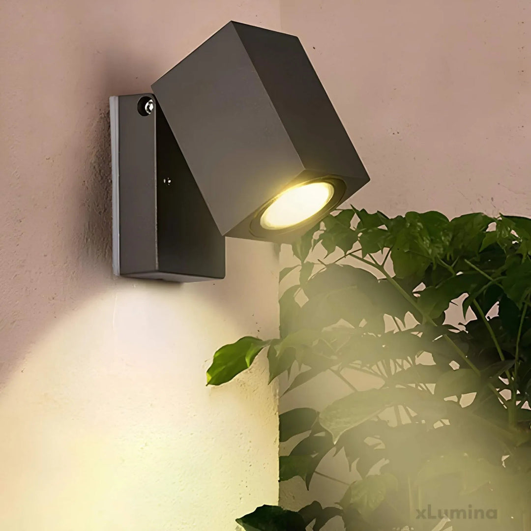 Lisslune | LumoEdge – Slim angular wall aesthetic light
