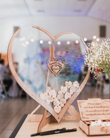Lisslune | Everlasting Moments heart-shaped guest book