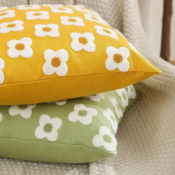 Rynx | Embroidered Daisy Pillowcase