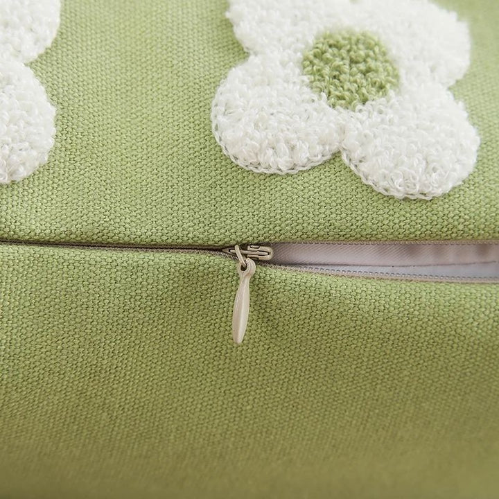 Rynx | Embroidered Daisy Pillowcase