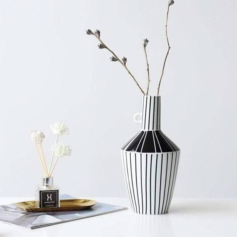Lisslune | KAZURI – Elegant ceramic vase for a modern ambiance