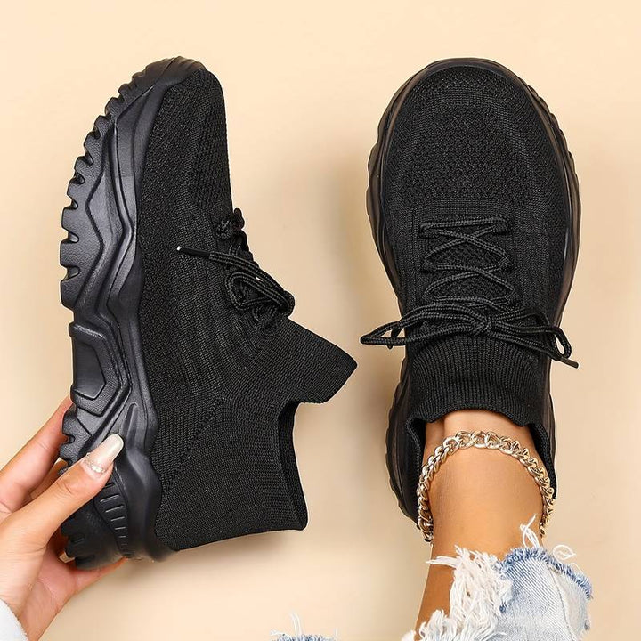 Lisslune | Orthopedic shoes with additional support for the feet